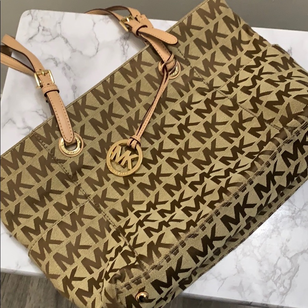 Michael kors handbag tote